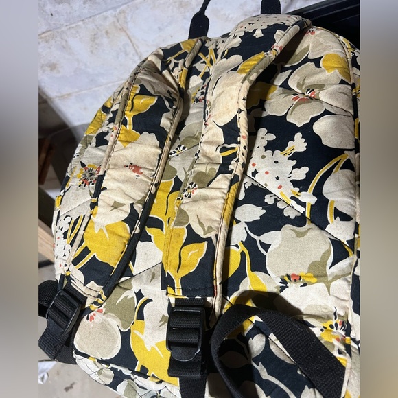 Vera Bradley Backpack - Picture 7 of 7